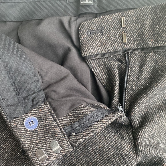 Ann Taylor Dress Pants, Size 2 - Picture 3 of 12